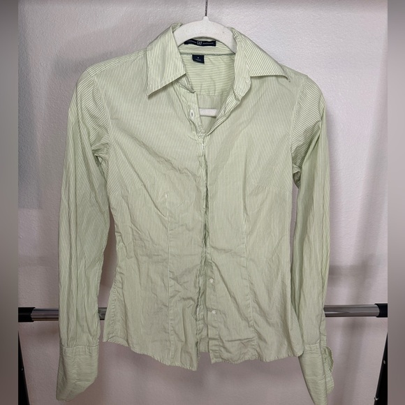 Gap Green Long Sleeve Button Down Shirt Size 0 - Picture 1 of 2